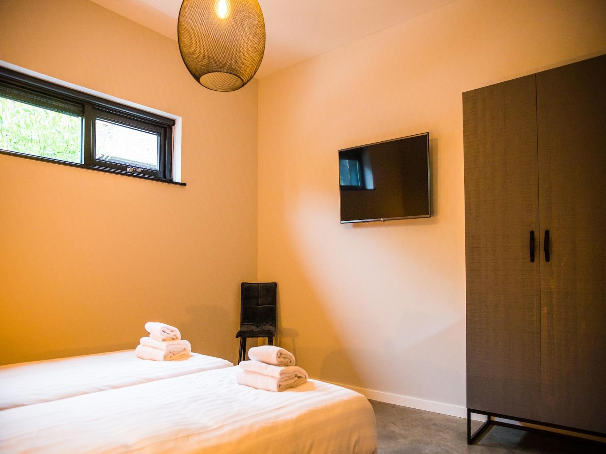 Cozy Holiday Home In Vrouwenpolder Close To The Beach エクステリア 写真