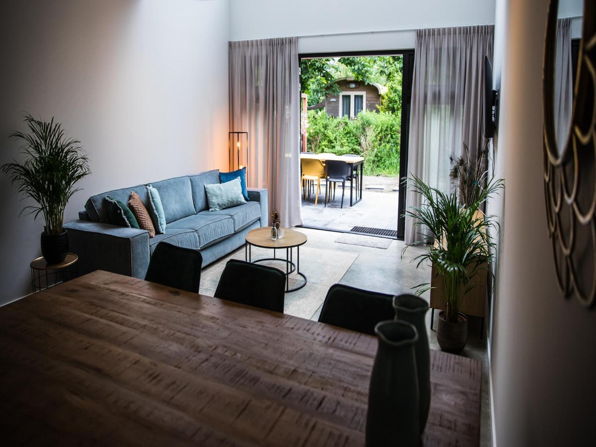 Cozy Holiday Home In Vrouwenpolder Close To The Beach エクステリア 写真