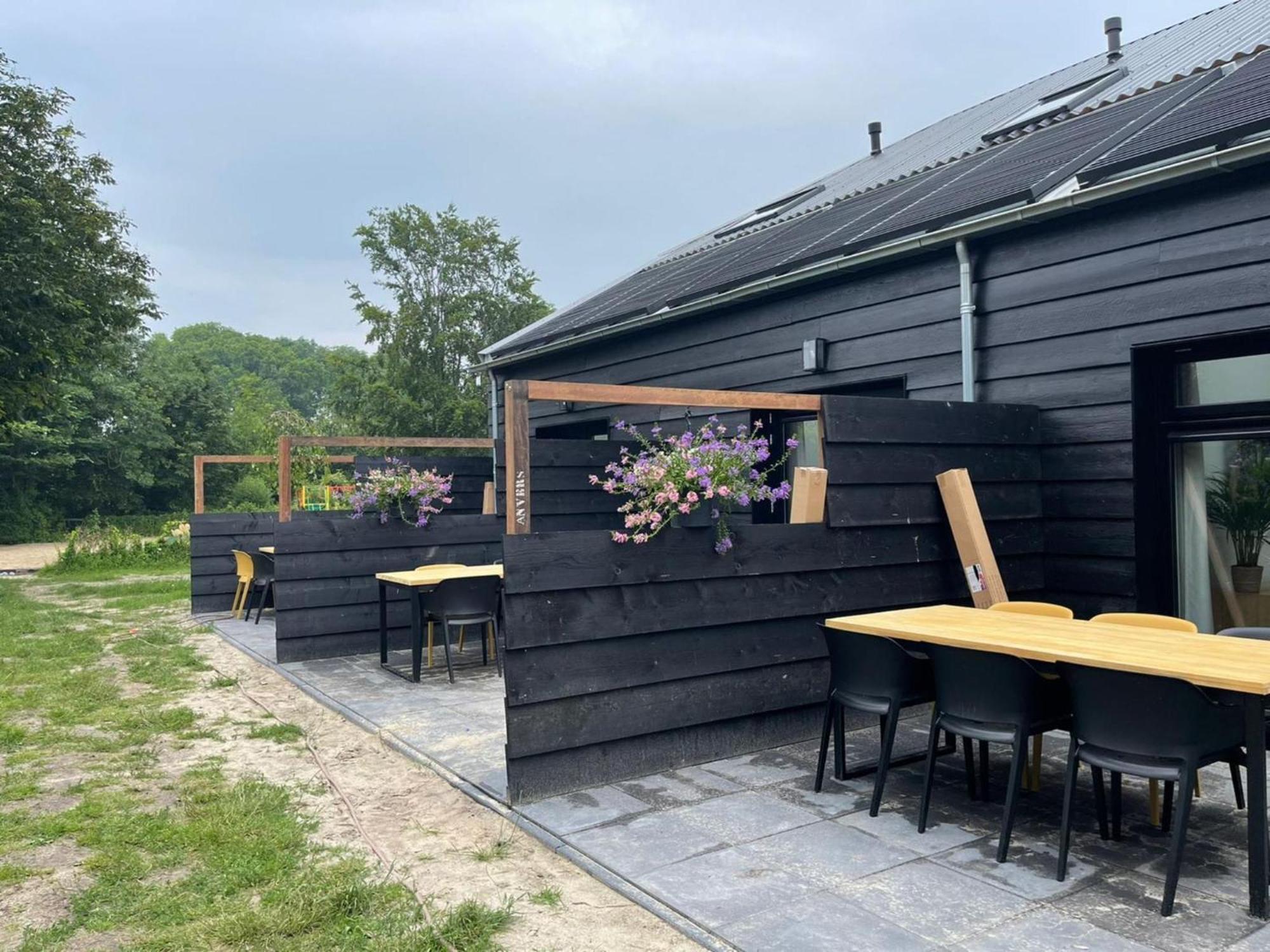 Cozy Holiday Home In Vrouwenpolder Close To The Beach エクステリア 写真